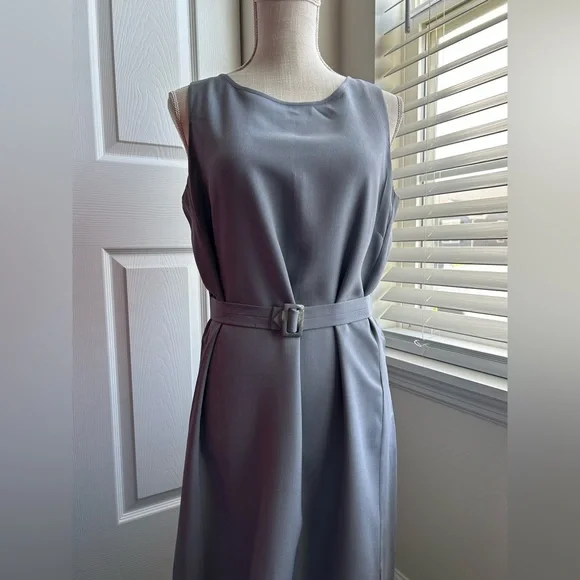 Casual Corner Silk Single Breasted Blazer & Sleeveless Maxi Dress - Picture 10 of 15